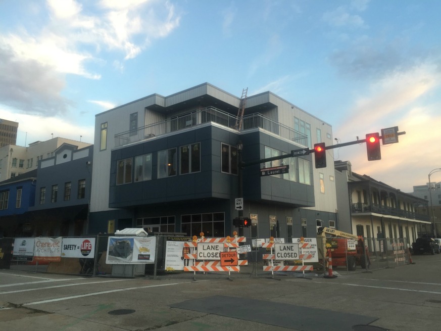 new 200 Laurel 12-14-16