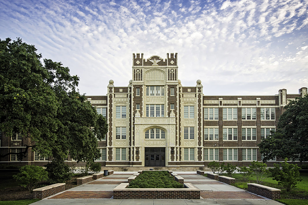 What Will A St George School District Look Like Baton Rouge   20150609 BrHigh 15 1068x712 