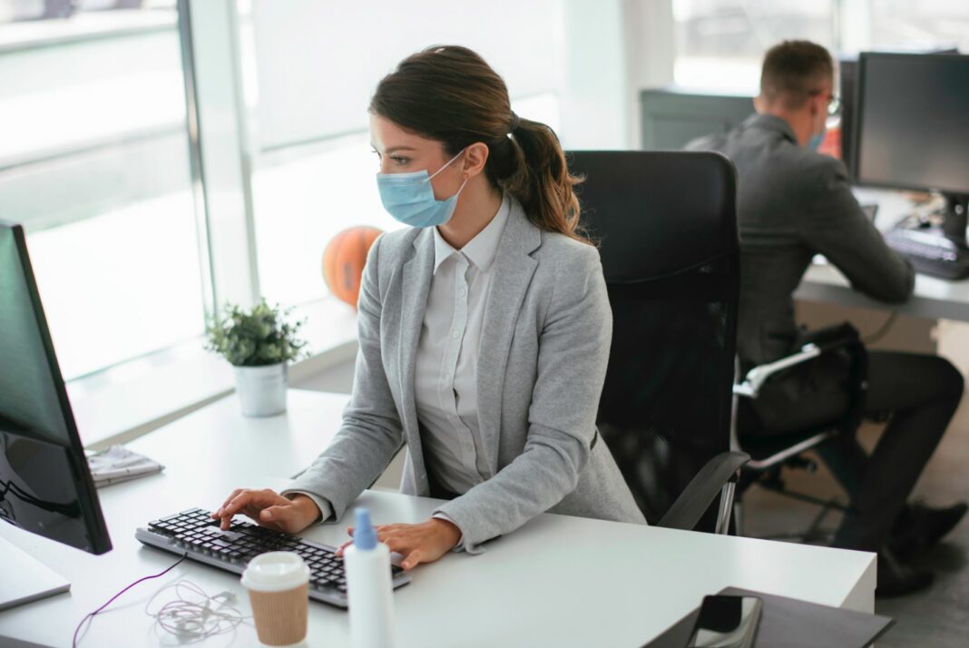 Payroll HR Tip Of The Week Sponsored By Highflyer Payroll Complying 