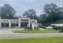 Storm-weary residents seek out open restaurants