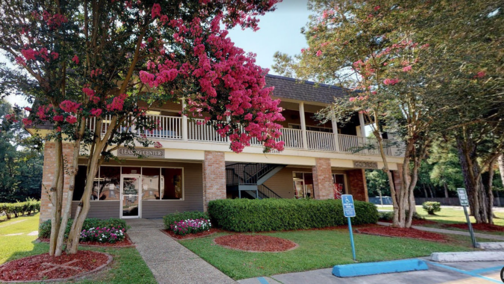 Spires of Sherwood apartment complex sells for 9.7M