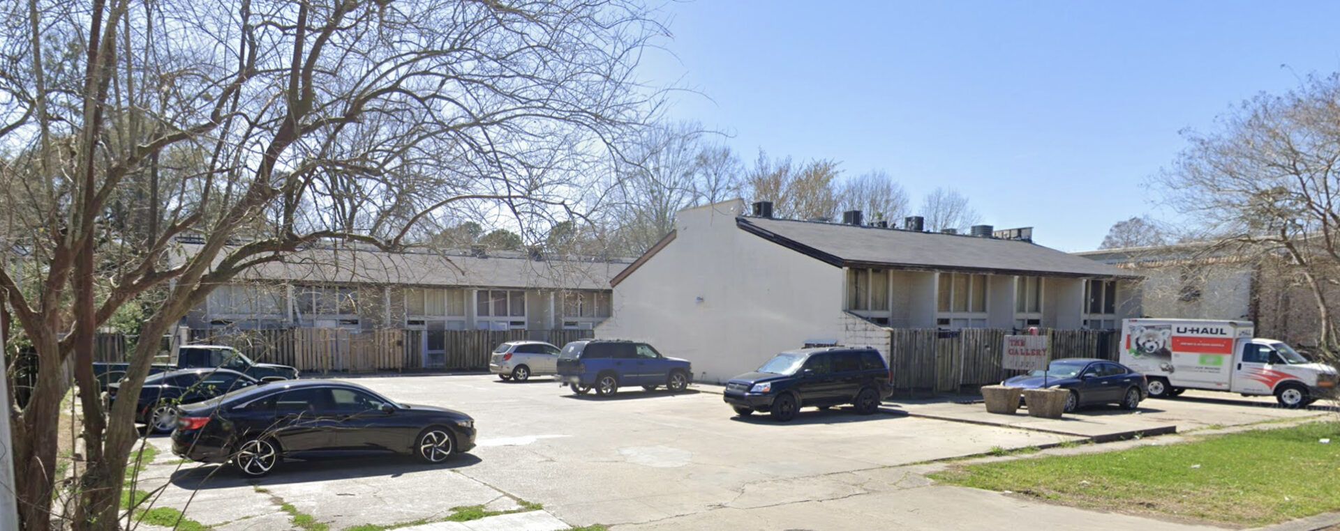 Cabrera family buys two Tigerland apartment complexes for 935K