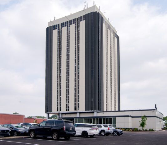Mid City Tower changes course and gains tenants