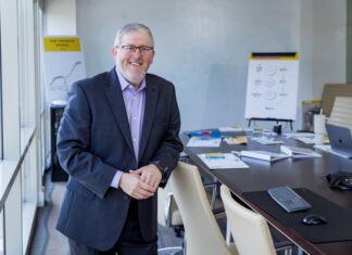 Maurice Velasquez Leadership & Management: Creating high-performing and productive teams