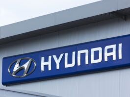 Supporters, critics sound off during marathon Hyundai air permit hearing